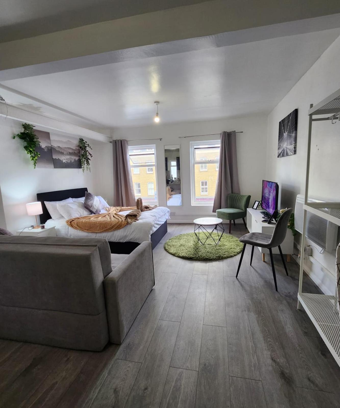 New Deluxe Studio Apt-2 London Exterior photo