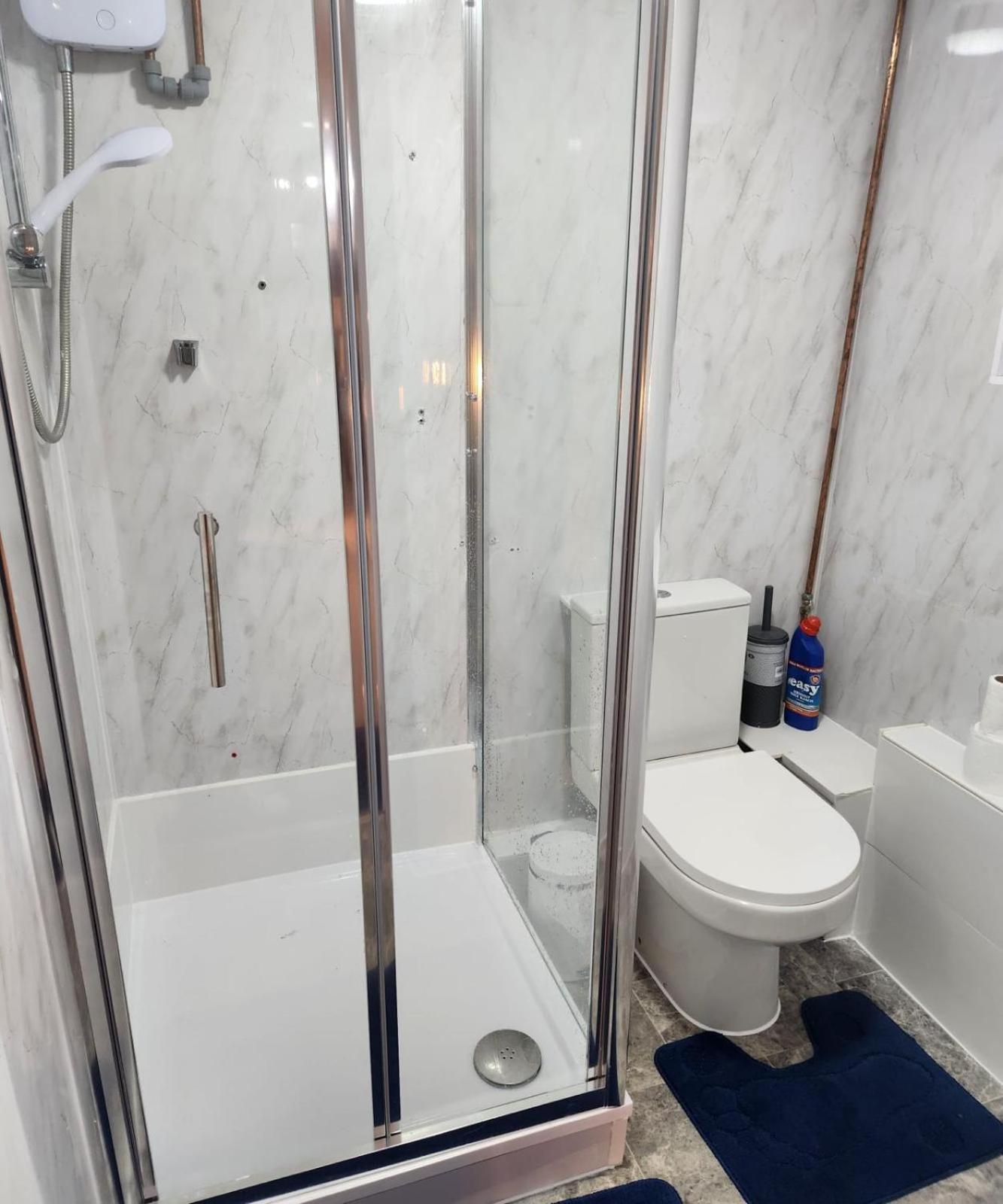 New Deluxe Studio Apt-2 London Exterior photo