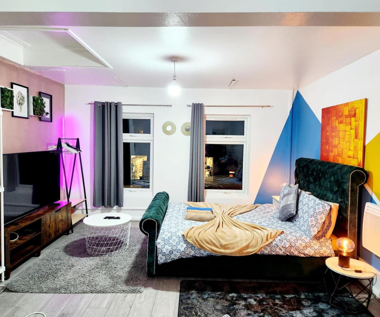 New Deluxe Studio Apt-2 London Room photo