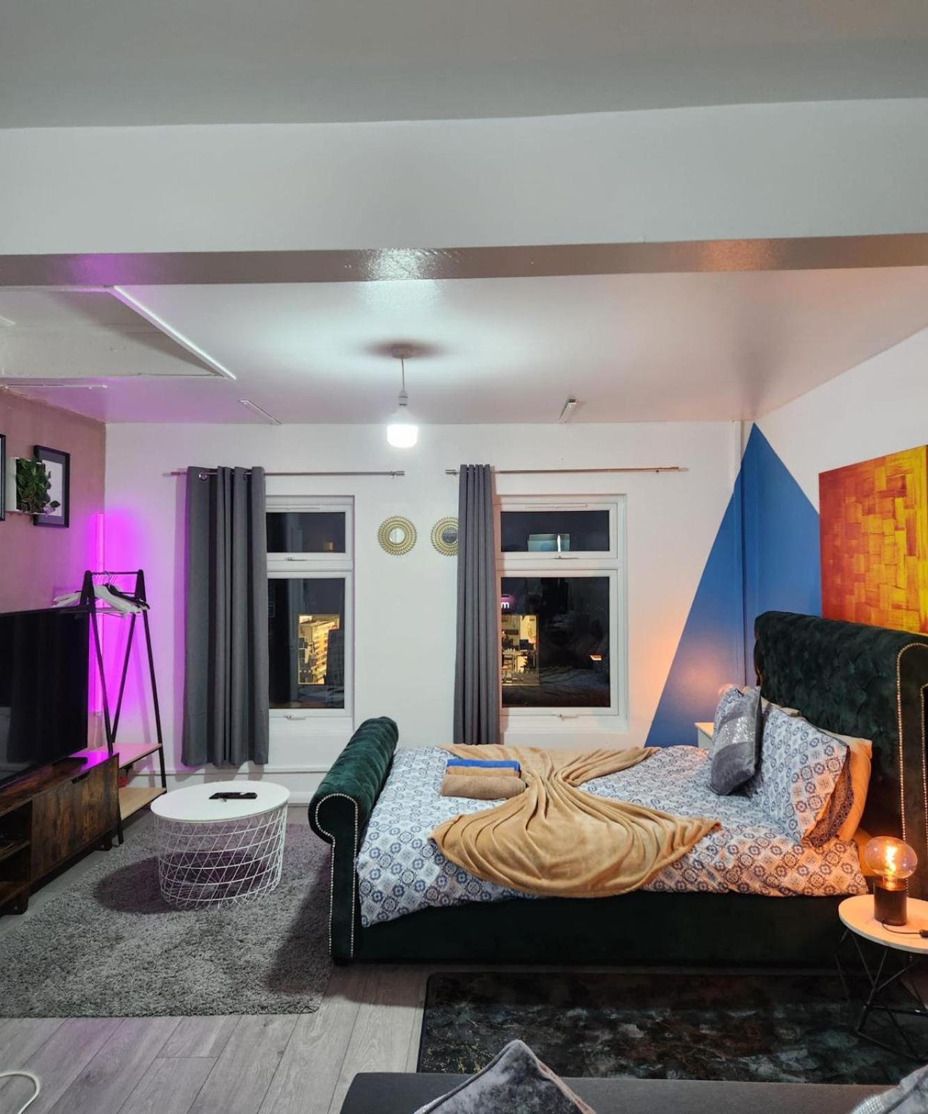 New Deluxe Studio Apt-2 London Room photo